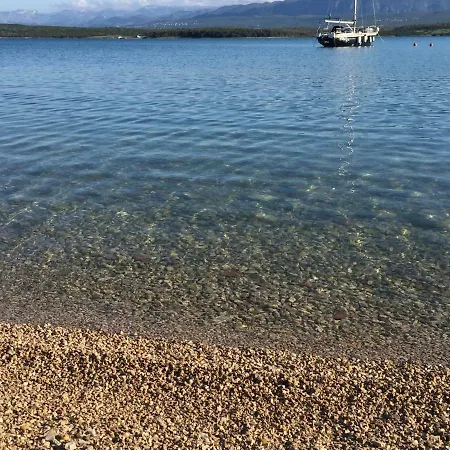 Trava Just A Few Steps From The Seaside *