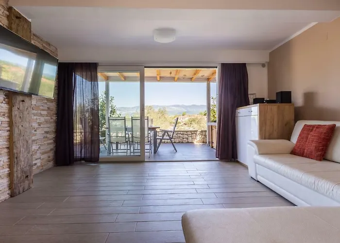 Trava Just A Few Steps From The Seaside Daire *