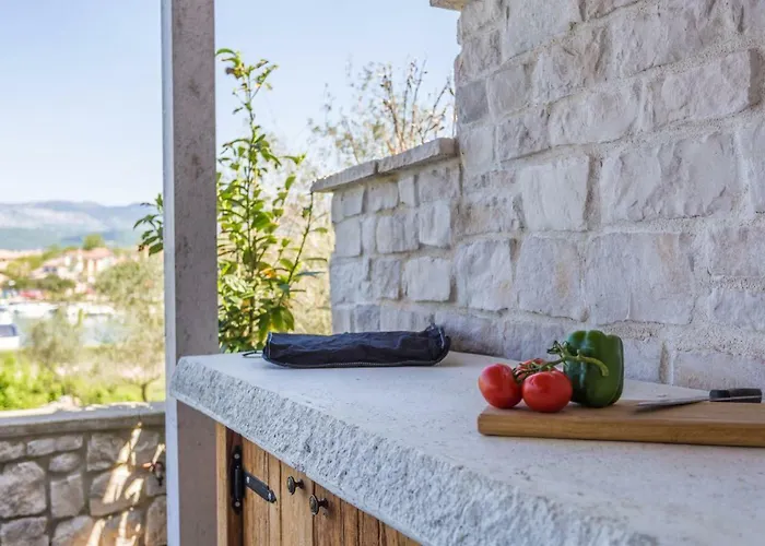 Daire Trava Just A Few Steps From The Seaside Klimno